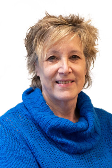 Betty van Loon, Administratie